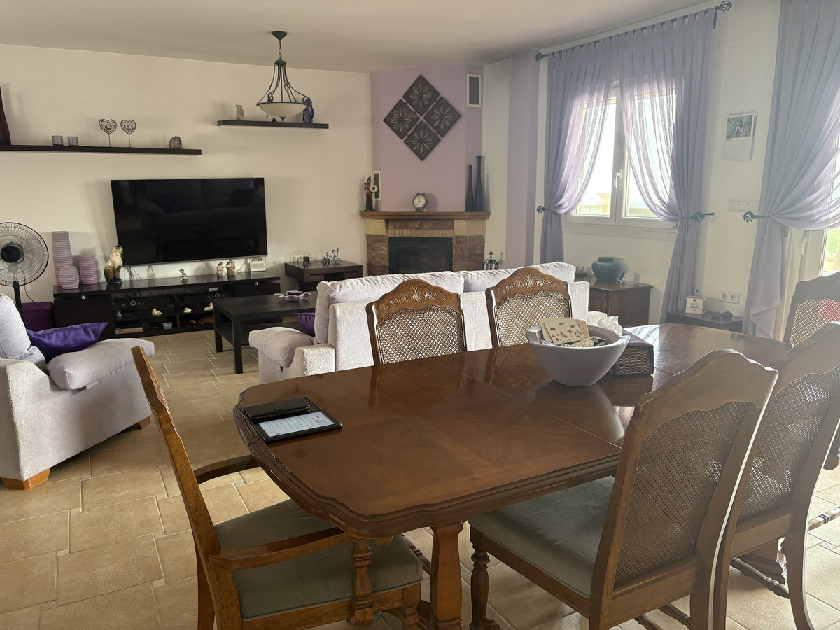 3 Bed Townhouse for sale in Algorfa Costa Blanca, Alicante, Spain