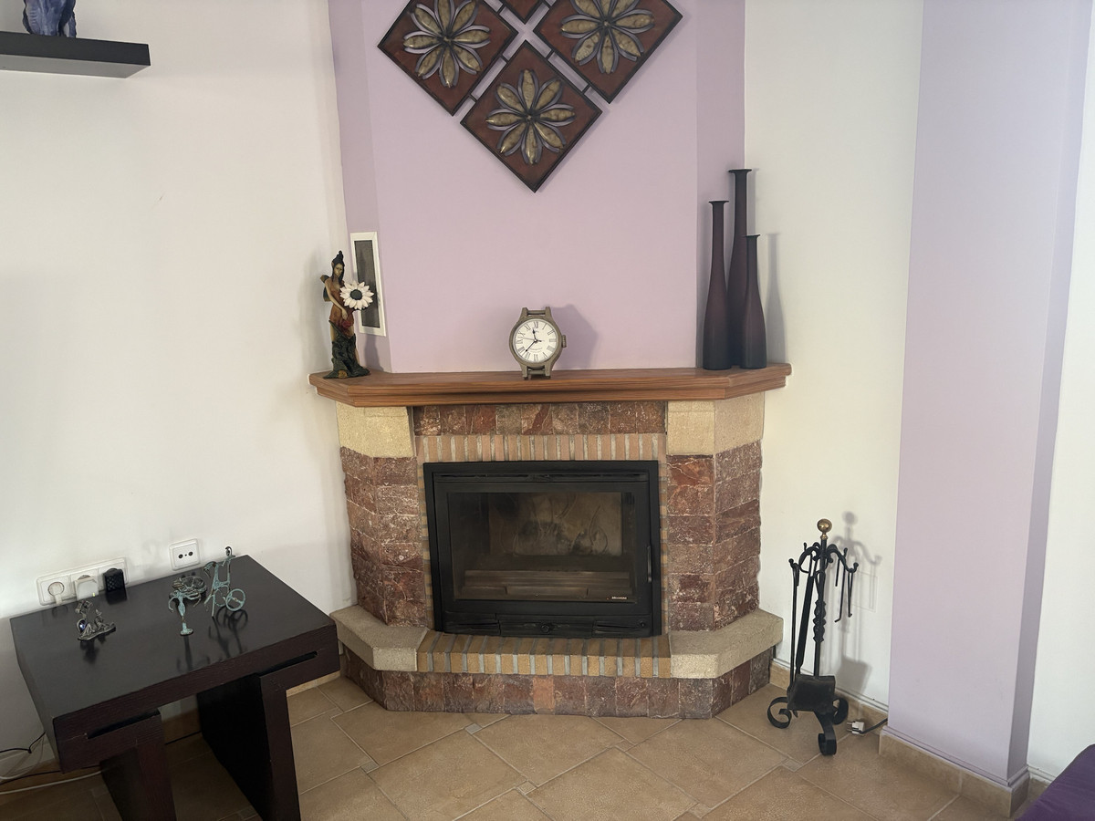 3 Bed Townhouse for sale in Algorfa Costa Blanca, Alicante, Spain