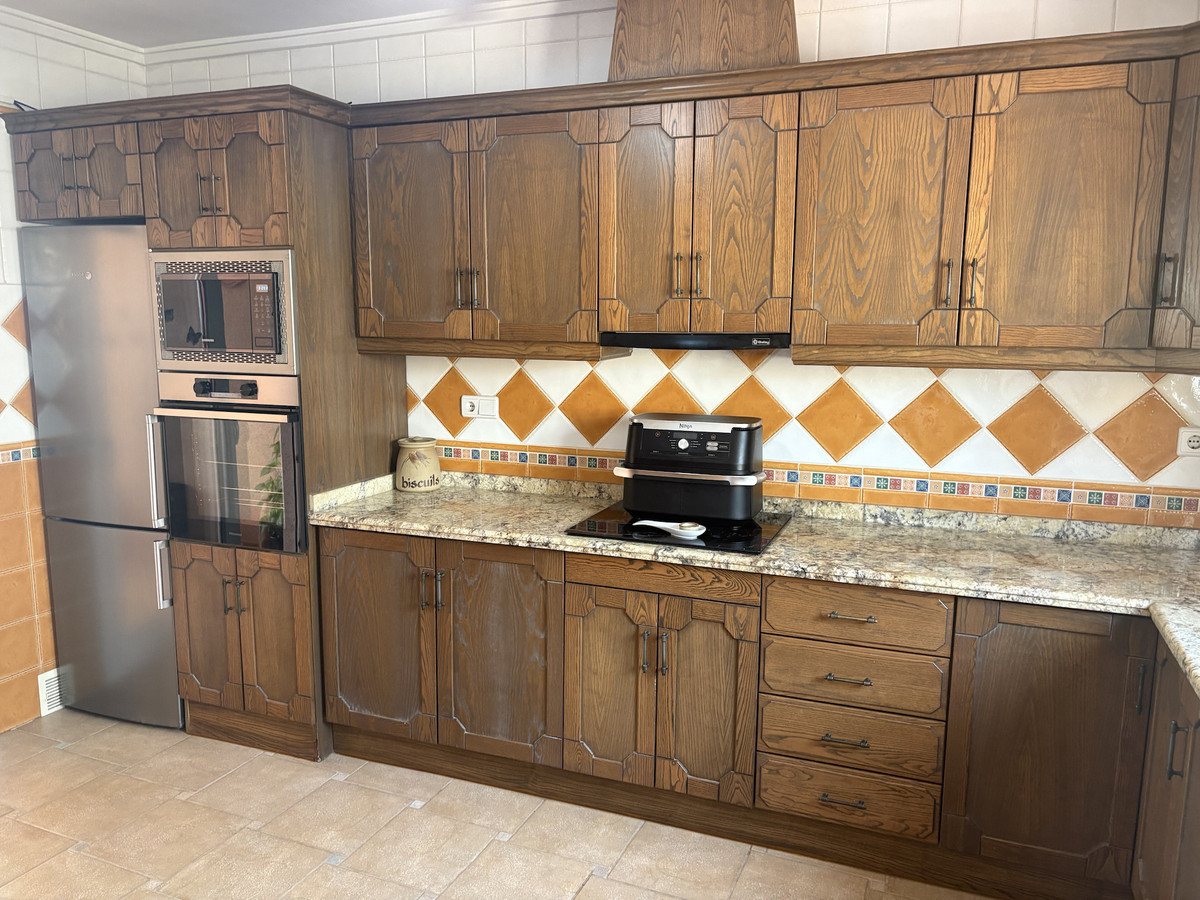 3 Bed Townhouse for sale in Algorfa Costa Blanca, Alicante, Spain