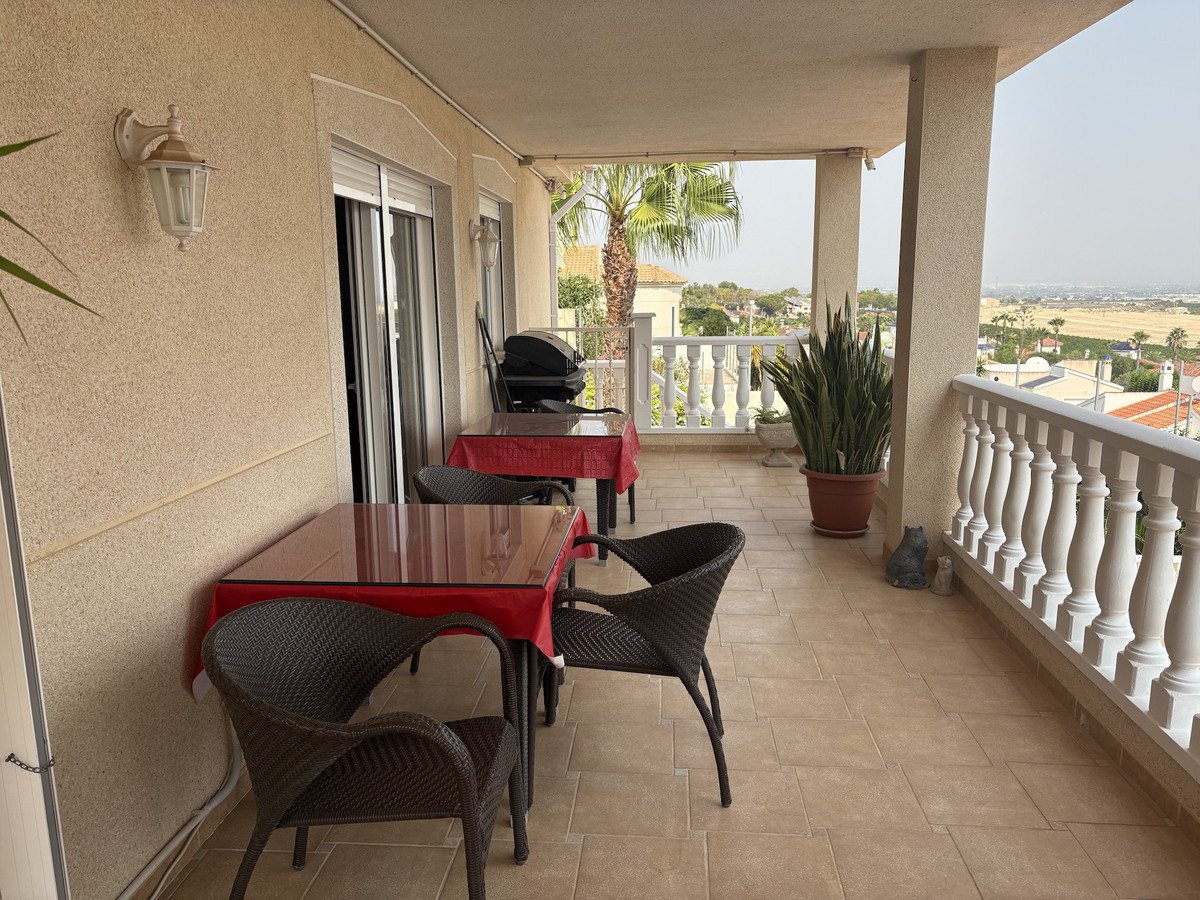 3 Bed Townhouse for sale in Algorfa Costa Blanca, Alicante, Spain