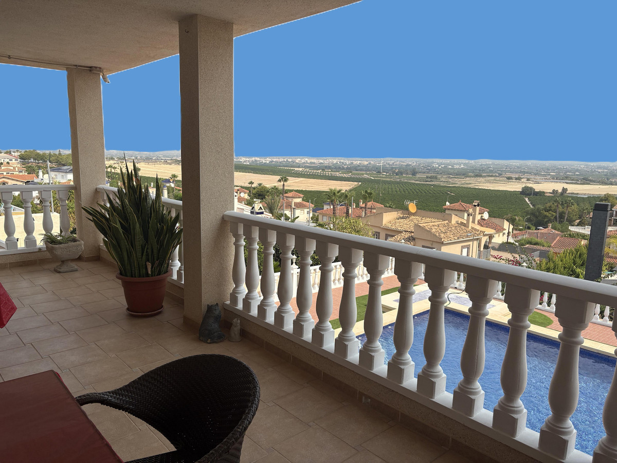 3 Bed Townhouse for sale in Algorfa Costa Blanca, Alicante, Spain