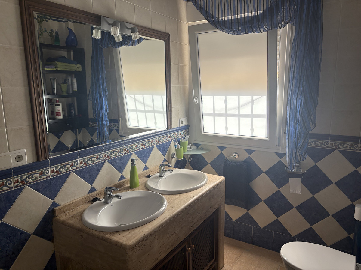 3 Bed Townhouse for sale in Algorfa Costa Blanca, Alicante, Spain