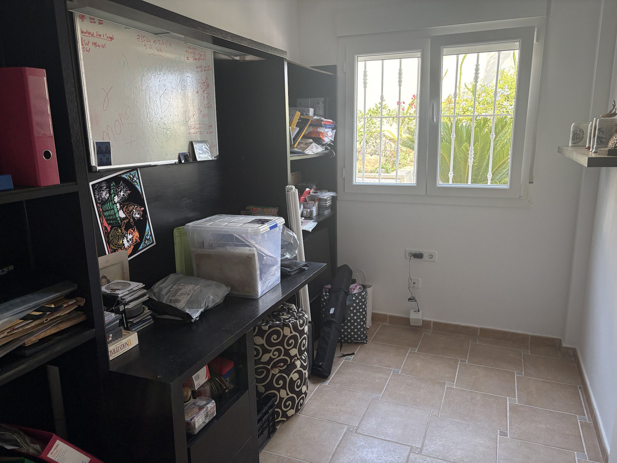 3 Bed Townhouse for sale in Algorfa Costa Blanca, Alicante, Spain