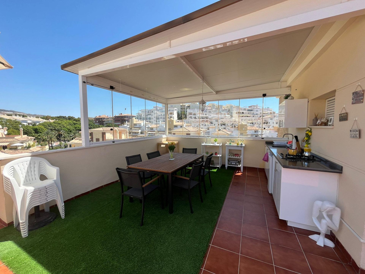 3 Bed Apartment for sale in Torrequebrada Costa Del Sol, Málaga, Spain