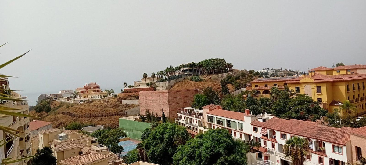 3 Bed Apartment for sale in Torrequebrada Costa Del Sol, Málaga, Spain