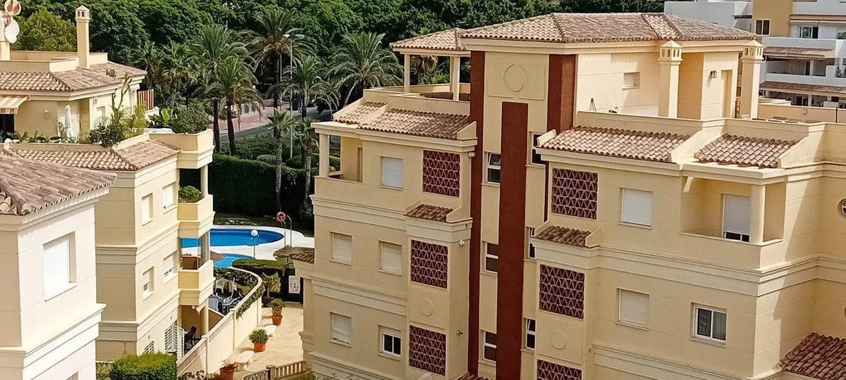3 Bed Apartment for sale in Torrequebrada Costa Del Sol, Málaga, Spain