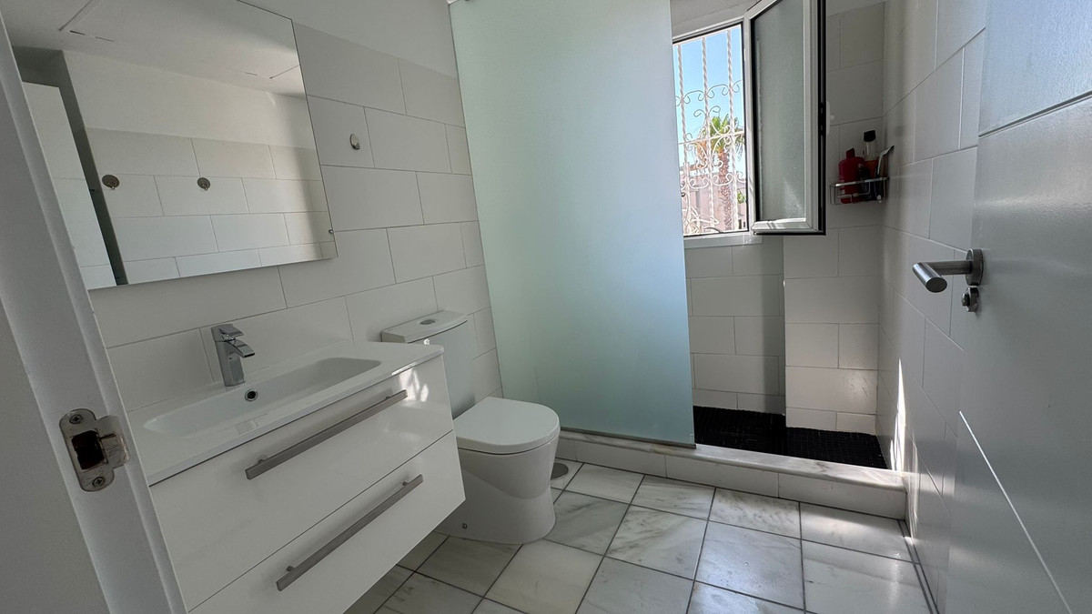 2 Bed Townhouse for sale in Torrevieja Costa Blanca, Alicante, Spain