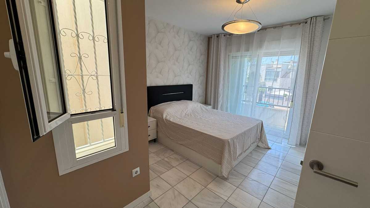 2 Bed Townhouse for sale in Torrevieja Costa Blanca, Alicante, Spain