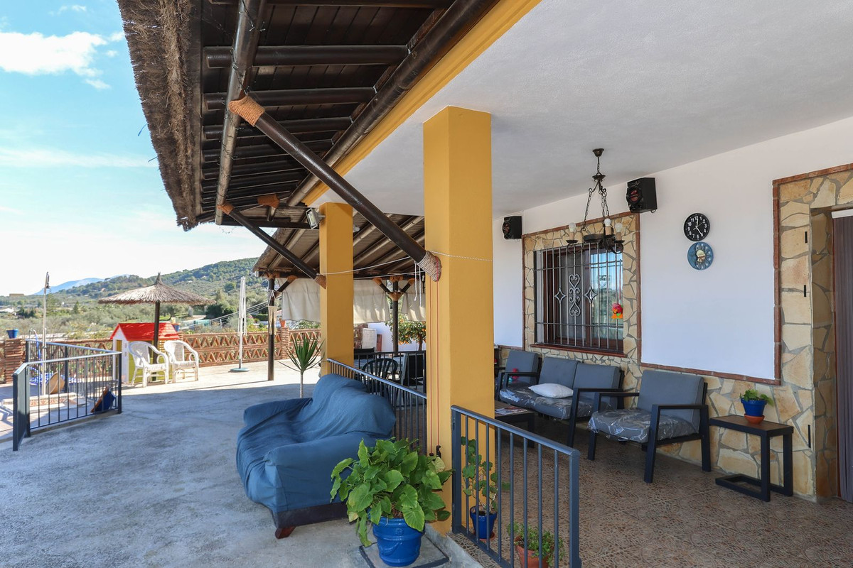 3 Bed Townhouse for sale in Monda Costa Del Sol, Málaga, Spain