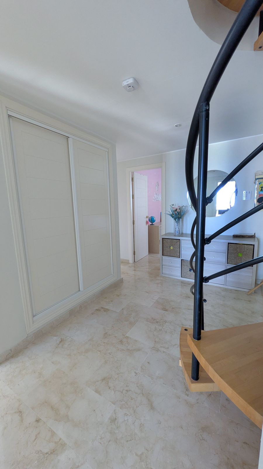 3 Bed Apartment for sale in Estepona Costa Del Sol, Málaga, Spain