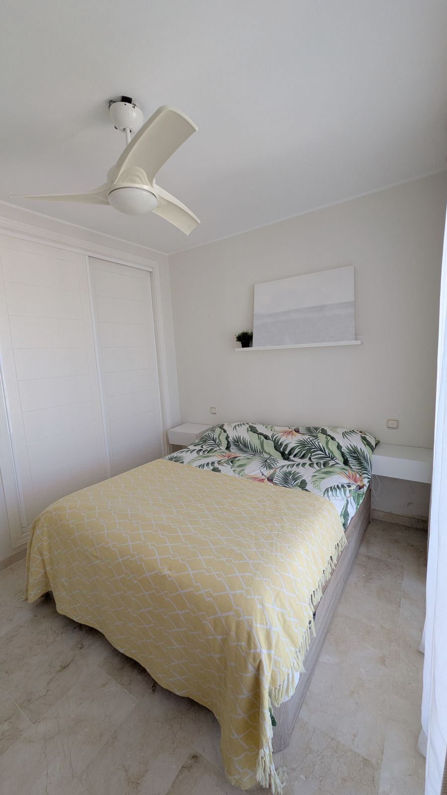 3 Bed Apartment for sale in Estepona Costa Del Sol, Málaga, Spain