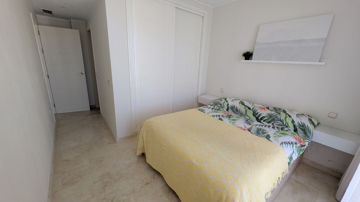 3 Bed Apartment for sale in Estepona Costa Del Sol, Málaga, Spain