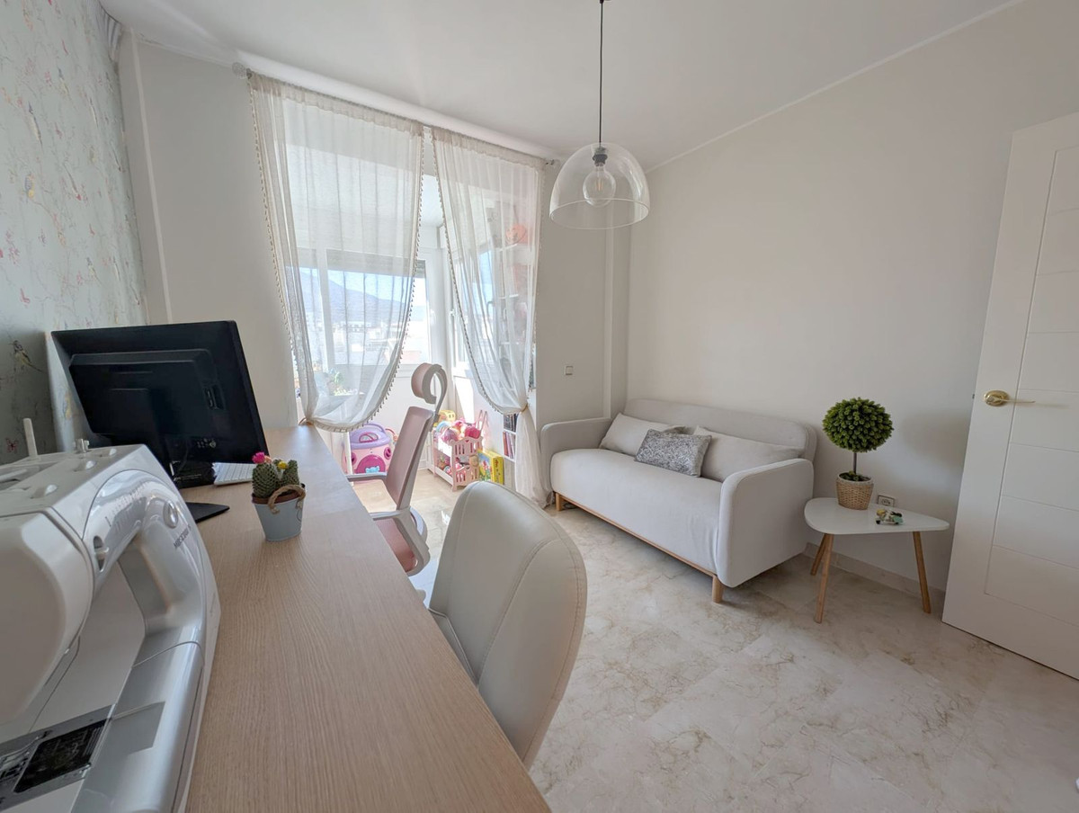 3 Bed Apartment for sale in Estepona Costa Del Sol, Málaga, Spain