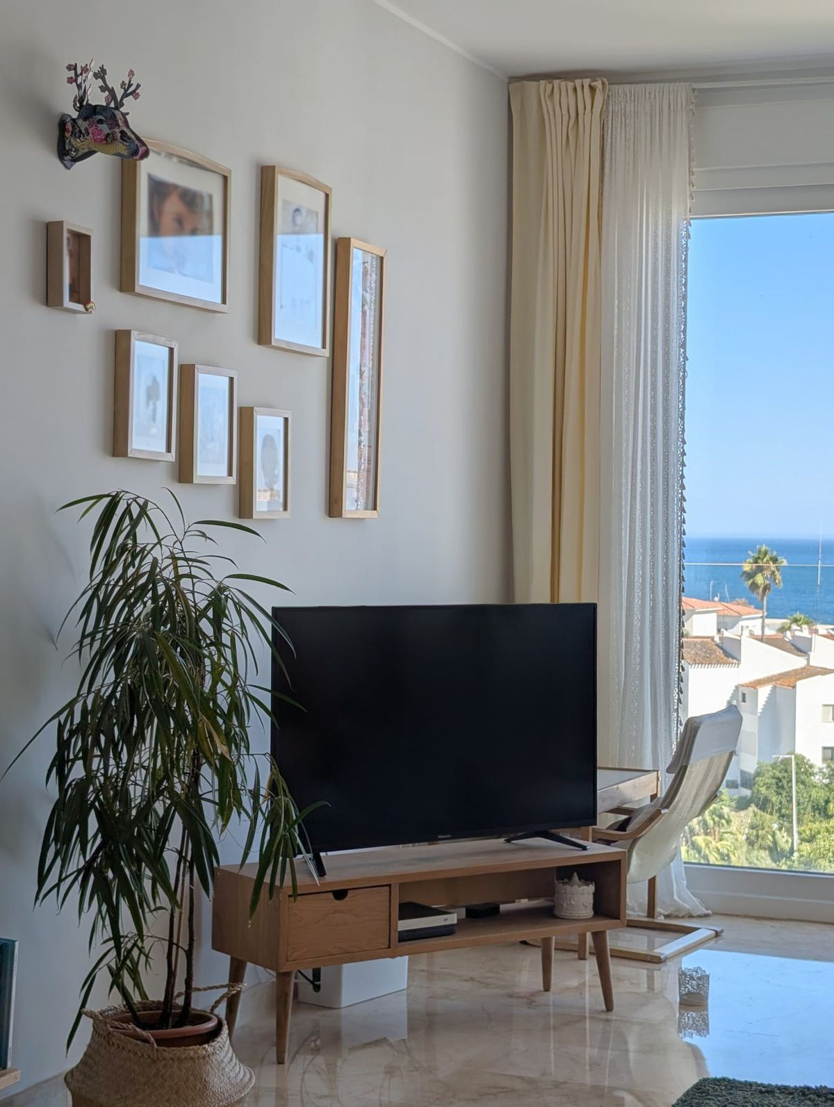3 Bed Apartment for sale in Estepona Costa Del Sol, Málaga, Spain