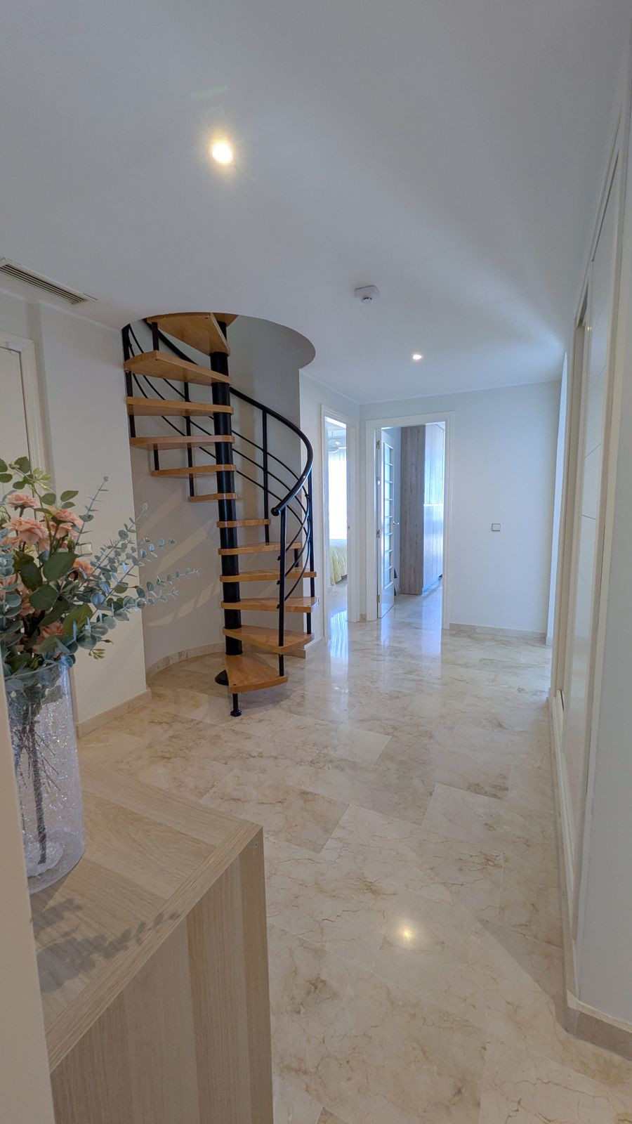 3 Bed Apartment for sale in Estepona Costa Del Sol, Málaga, Spain
