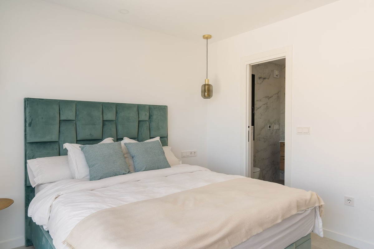 3 Bed Townhouse for sale in Nueva Andalucía Costa Del Sol, Málaga, Spain