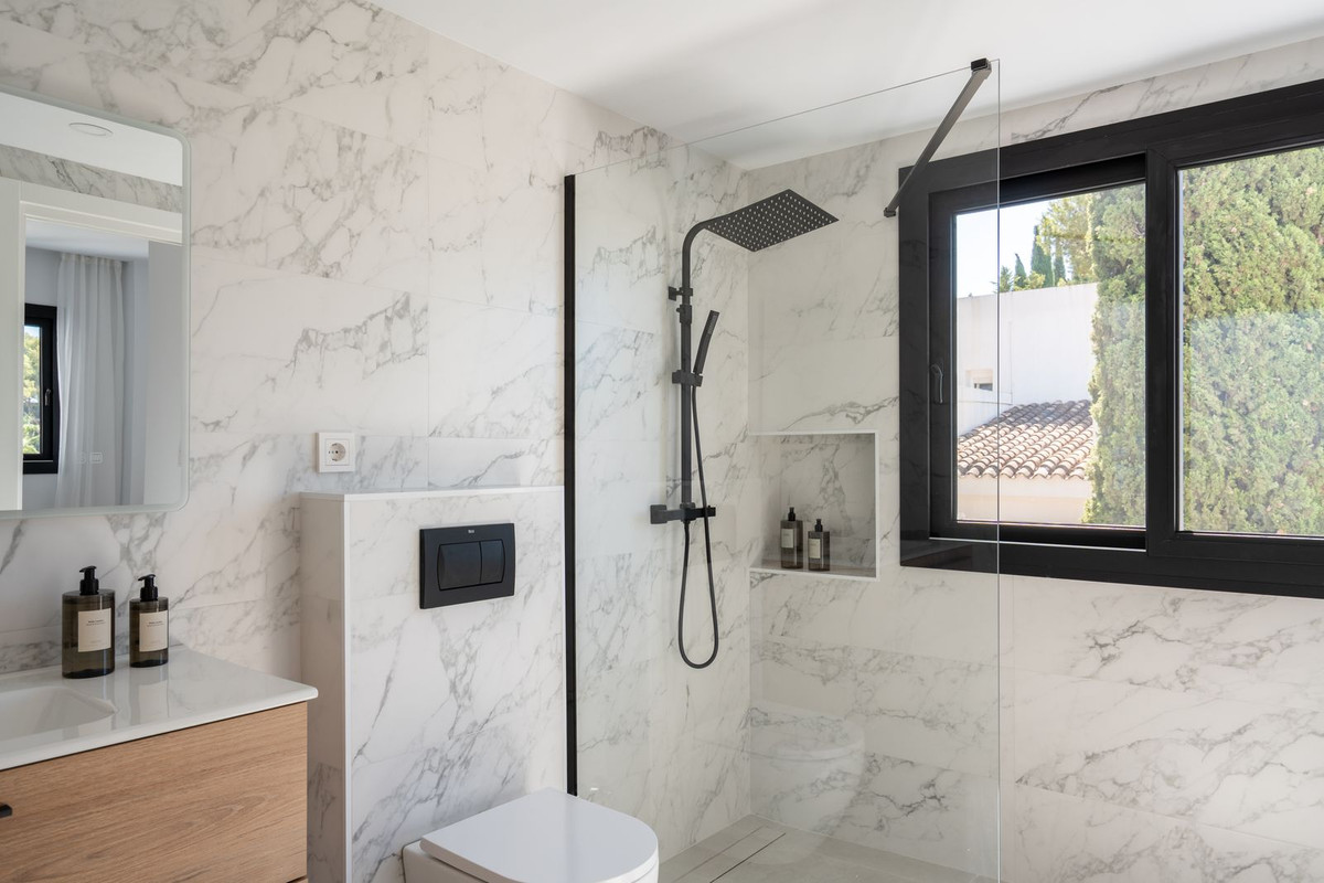 3 Bed Townhouse for sale in Nueva Andalucía Costa Del Sol, Málaga, Spain