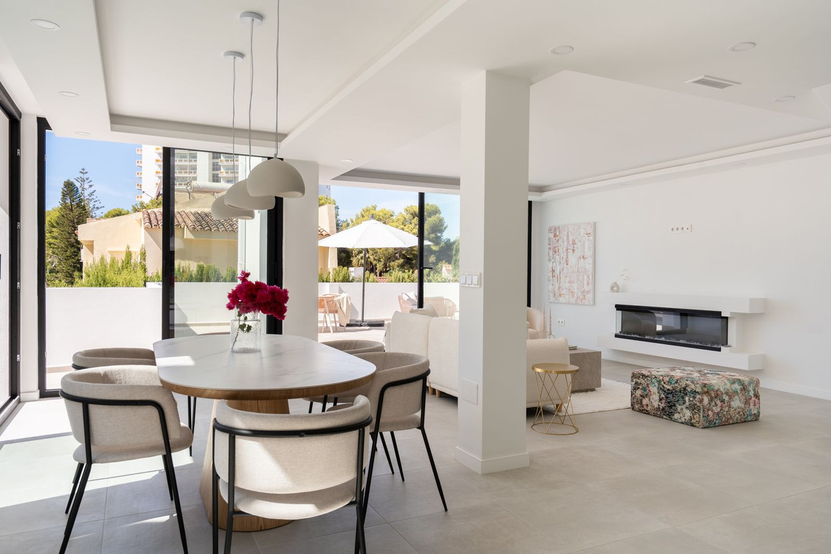3 Bed Townhouse for sale in Nueva Andalucía Costa Del Sol, Málaga, Spain