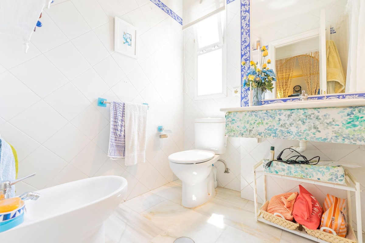 2 Bed Apartment for sale in Marbella Costa Del Sol, Málaga, Spain