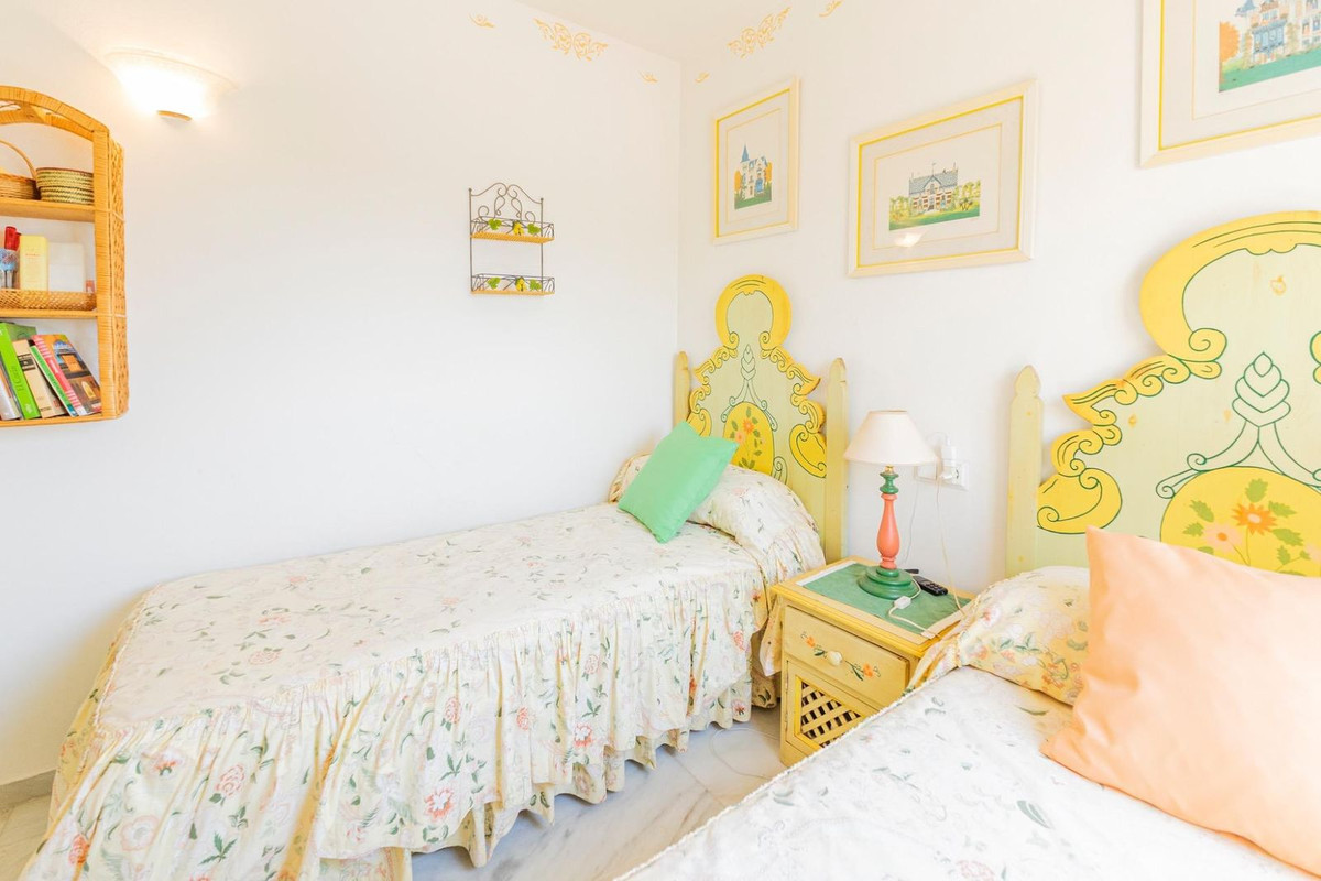 2 Bed Apartment for sale in Marbella Costa Del Sol, Málaga, Spain