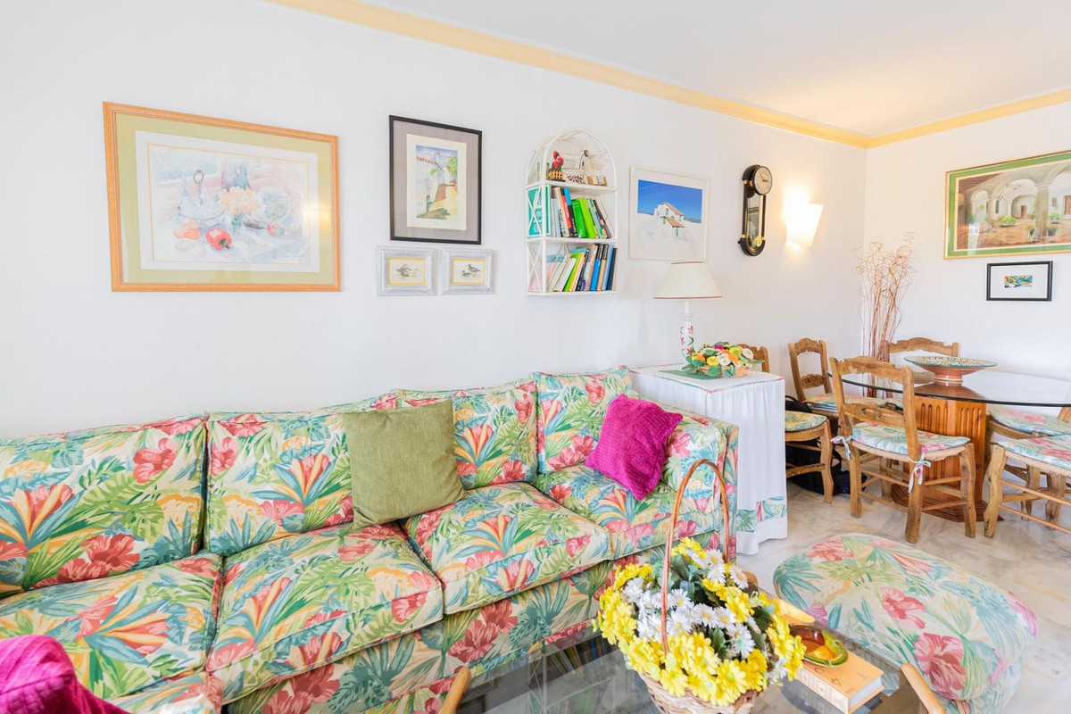 2 Bed Apartment for sale in Marbella Costa Del Sol, Málaga, Spain
