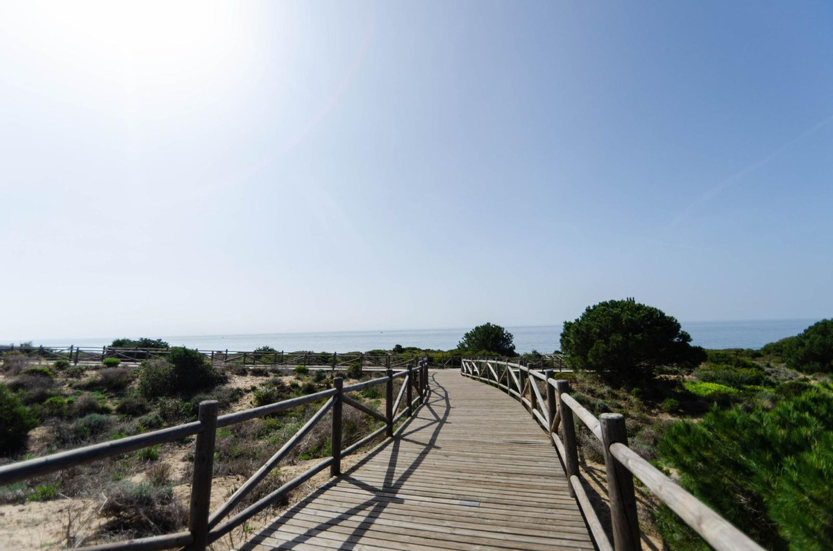 2 Bed Apartment for sale in Marbella Costa Del Sol, Málaga, Spain