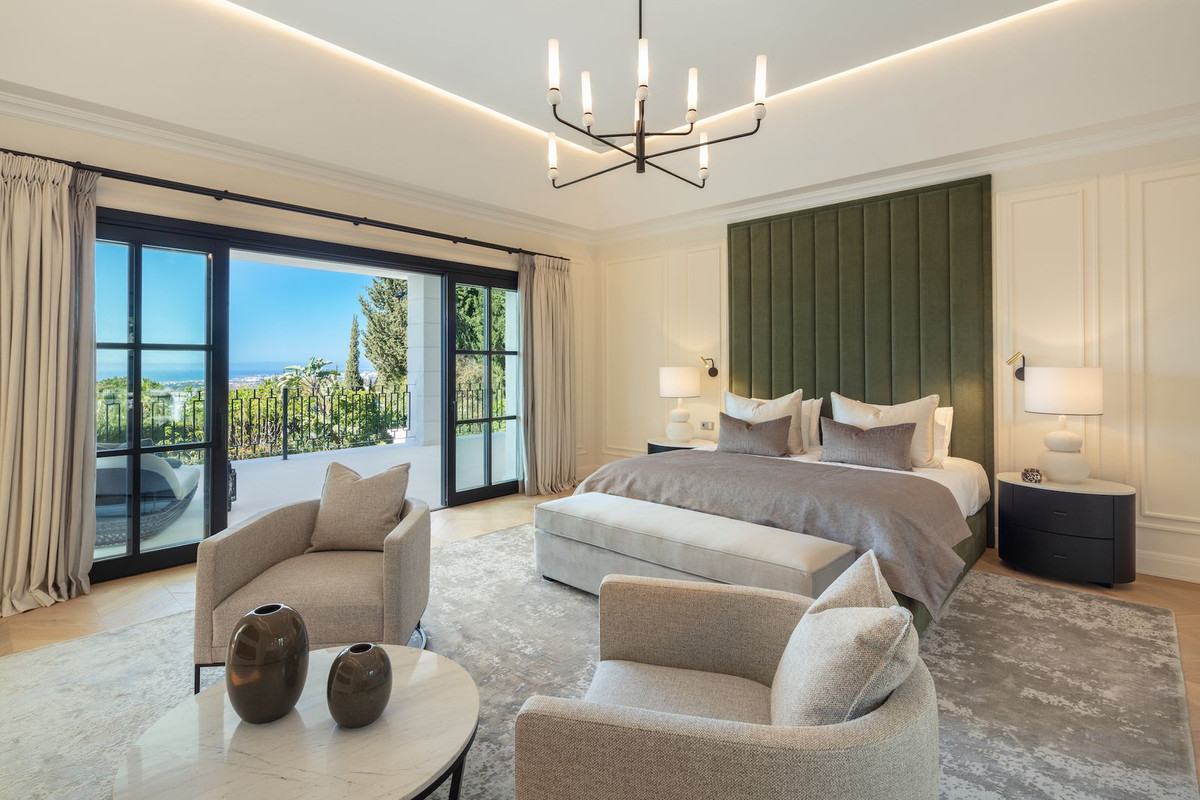 Se vende Villa - Chalet de 6 dormitorios en Costa Del Sol, Málaga, España