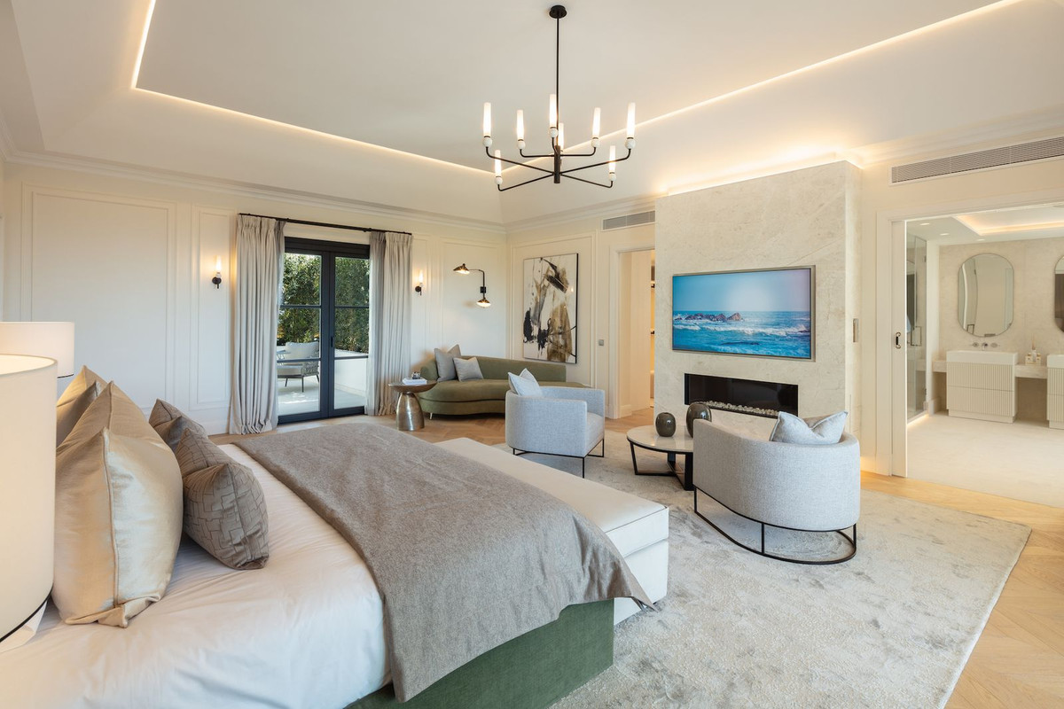 Se vende Villa - Chalet de 6 dormitorios en Costa Del Sol, Málaga, España