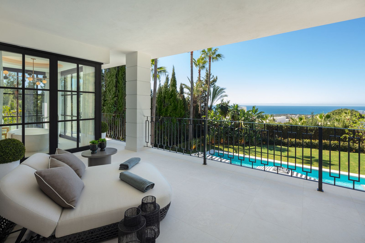 Se vende Villa - Chalet de 6 dormitorios en Costa Del Sol, Málaga, España