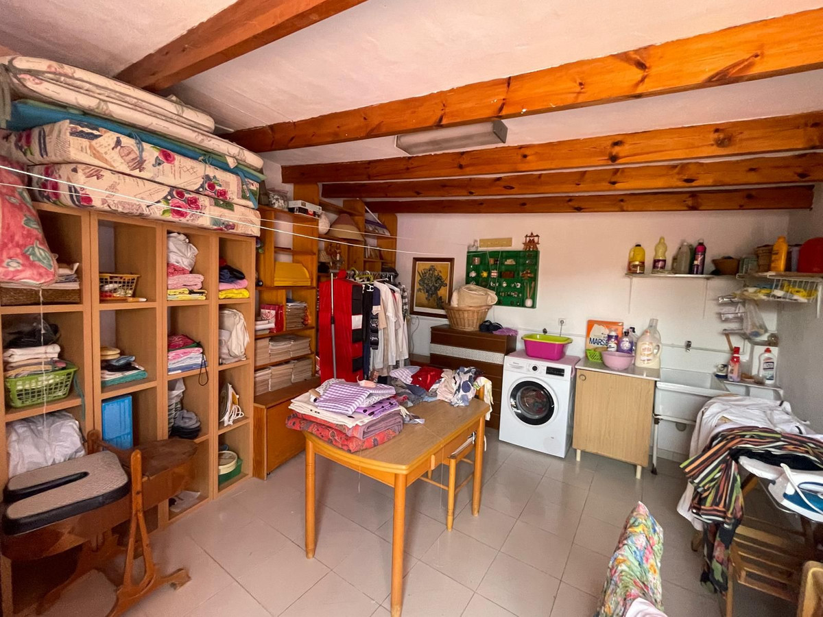 3 Bed Commercial unit for sale in Rojales Costa Blanca, Alicante, Spain