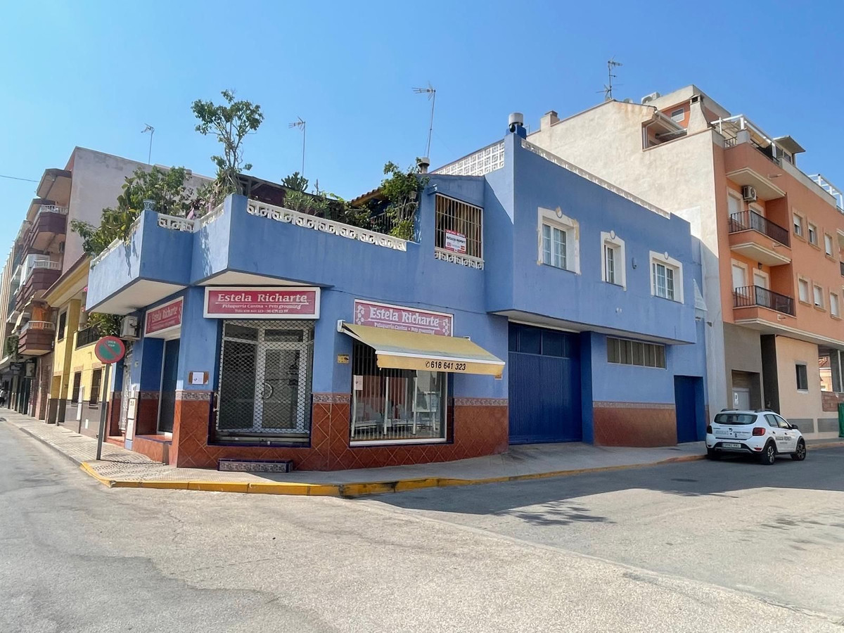 3 Bed Commercial unit for sale in Rojales Costa Blanca, Alicante, Spain