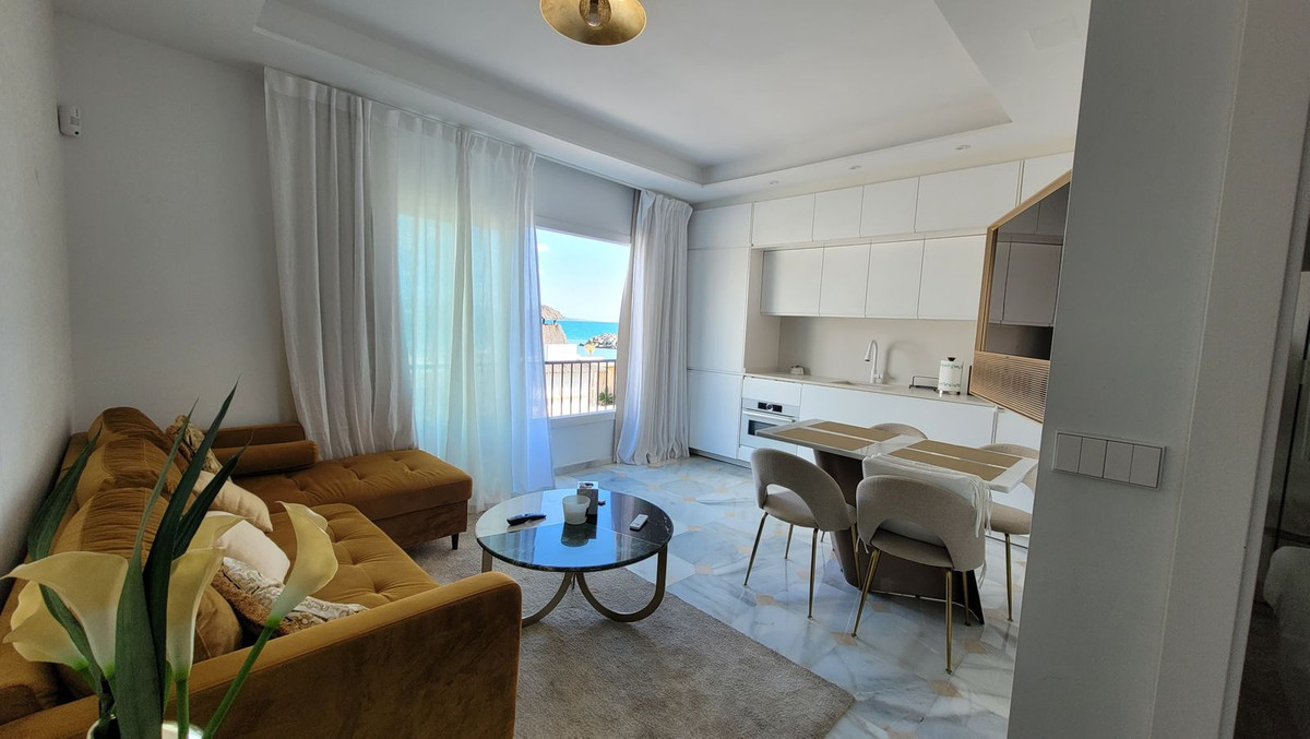 2 Bed Apartment for sale in Puerto Banús Costa Del Sol, Málaga, Spain