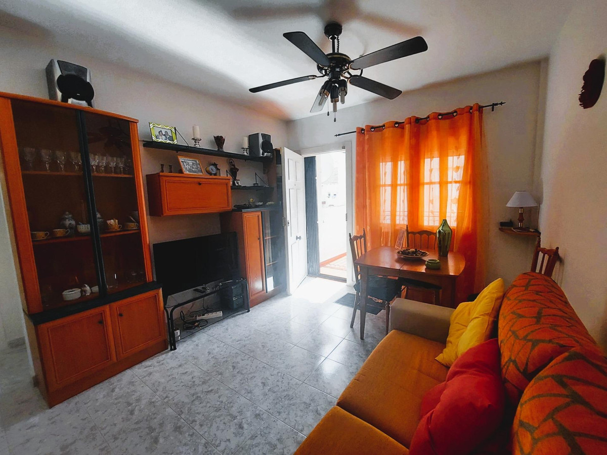 Se vende Bungalow de 2 dormitorios en Costa Blanca, Alicante, España