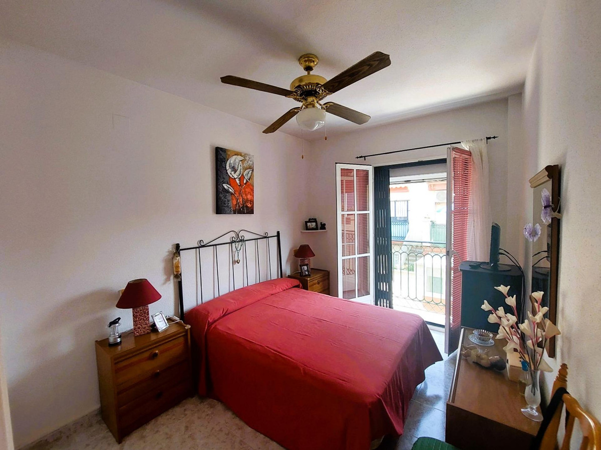 Se vende Bungalow de 2 dormitorios en Costa Blanca, Alicante, España