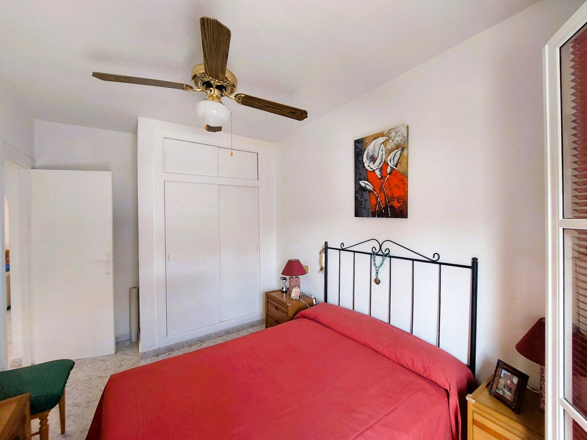 Se vende Bungalow de 2 dormitorios en Costa Blanca, Alicante, España