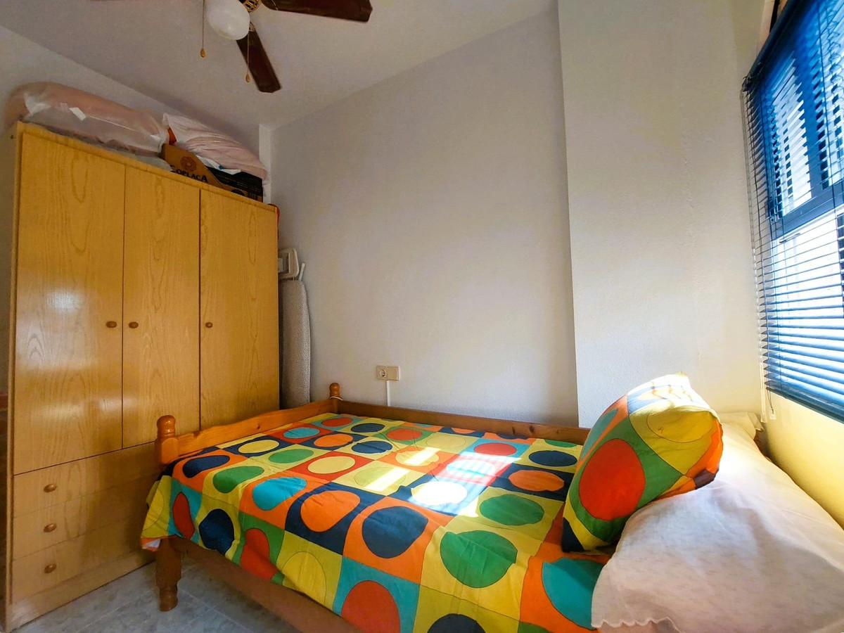 Se vende Bungalow de 2 dormitorios en Costa Blanca, Alicante, España