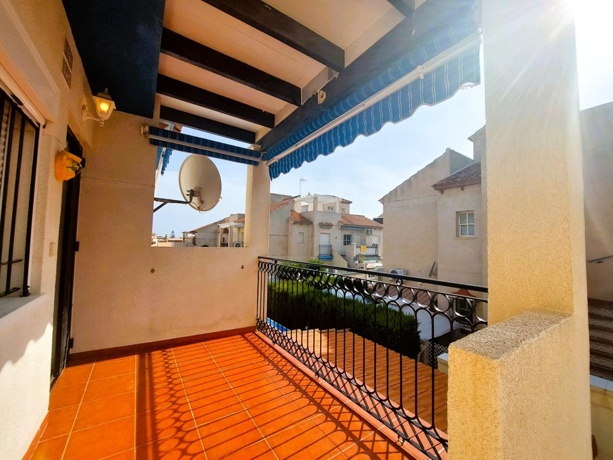 Se vende Bungalow de 2 dormitorios en Costa Blanca, Alicante, España