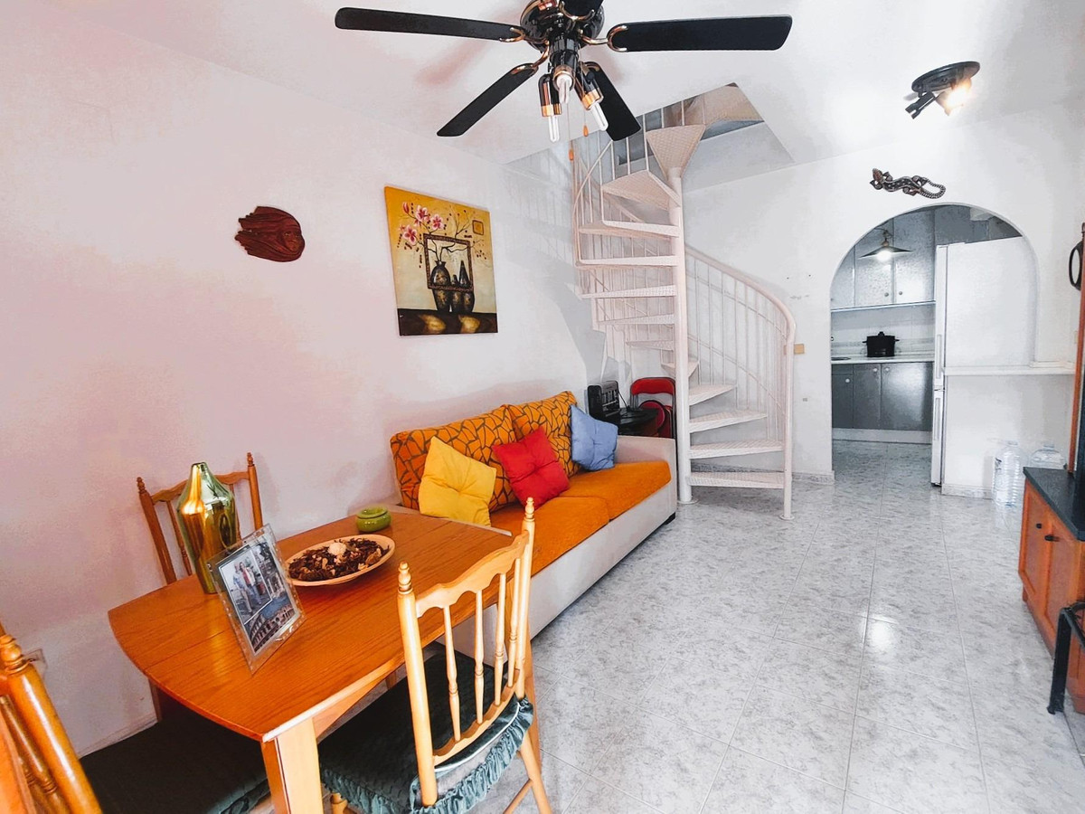 Se vende Bungalow de 2 dormitorios en Costa Blanca, Alicante, España