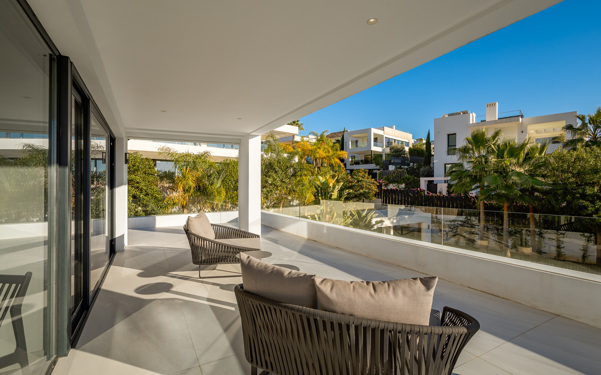 Se vende Villa - Chalet de 7 dormitorios en Costa Del Sol, Málaga, España