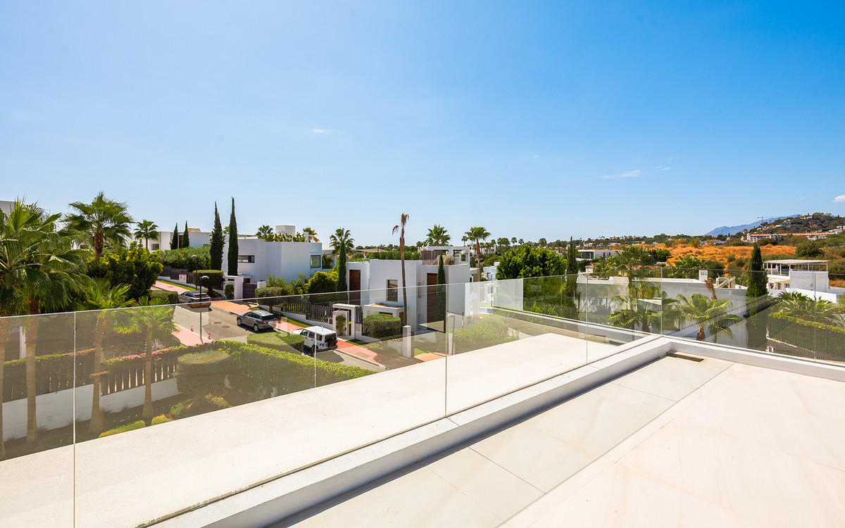 Se vende Villa - Chalet de 7 dormitorios en Costa Del Sol, Málaga, España