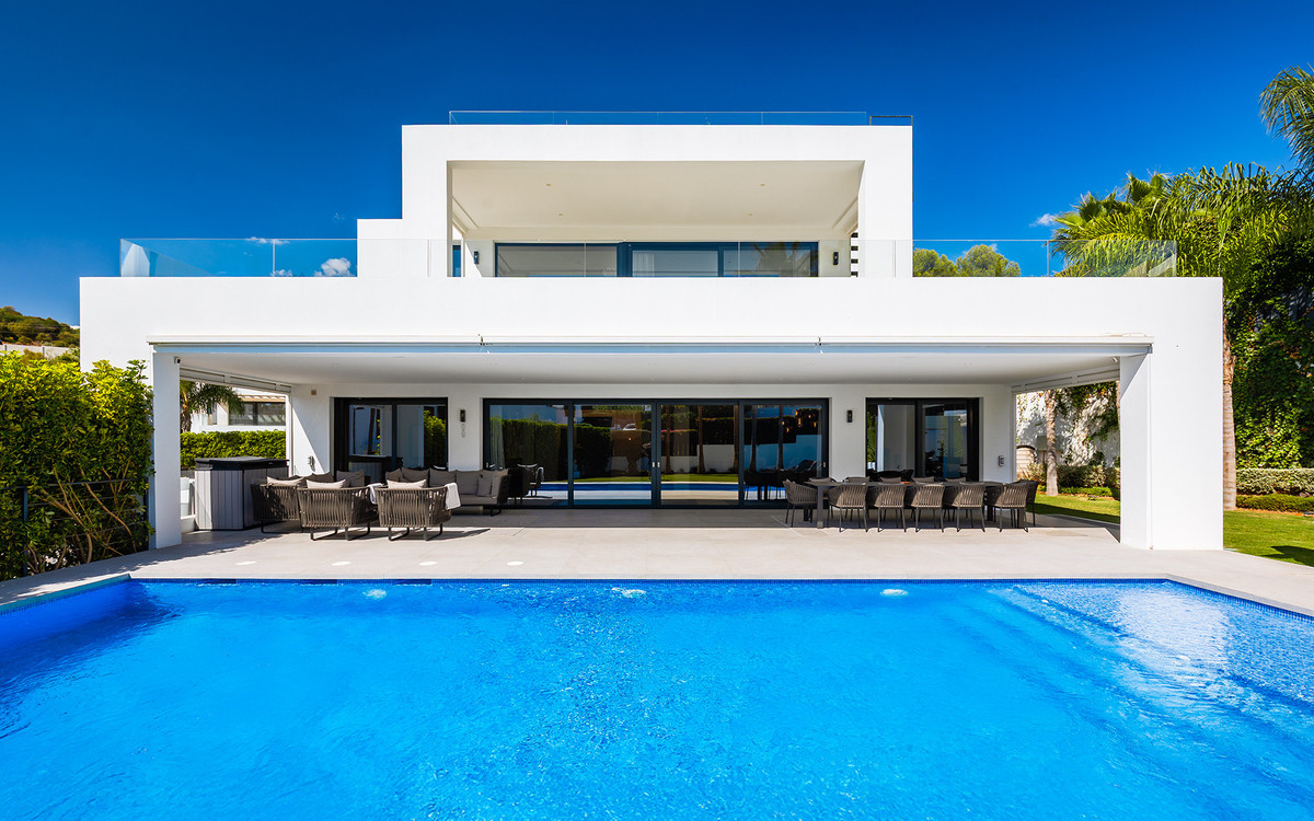 Se vende Villa - Chalet de 7 dormitorios en Costa Del Sol, Málaga, España
