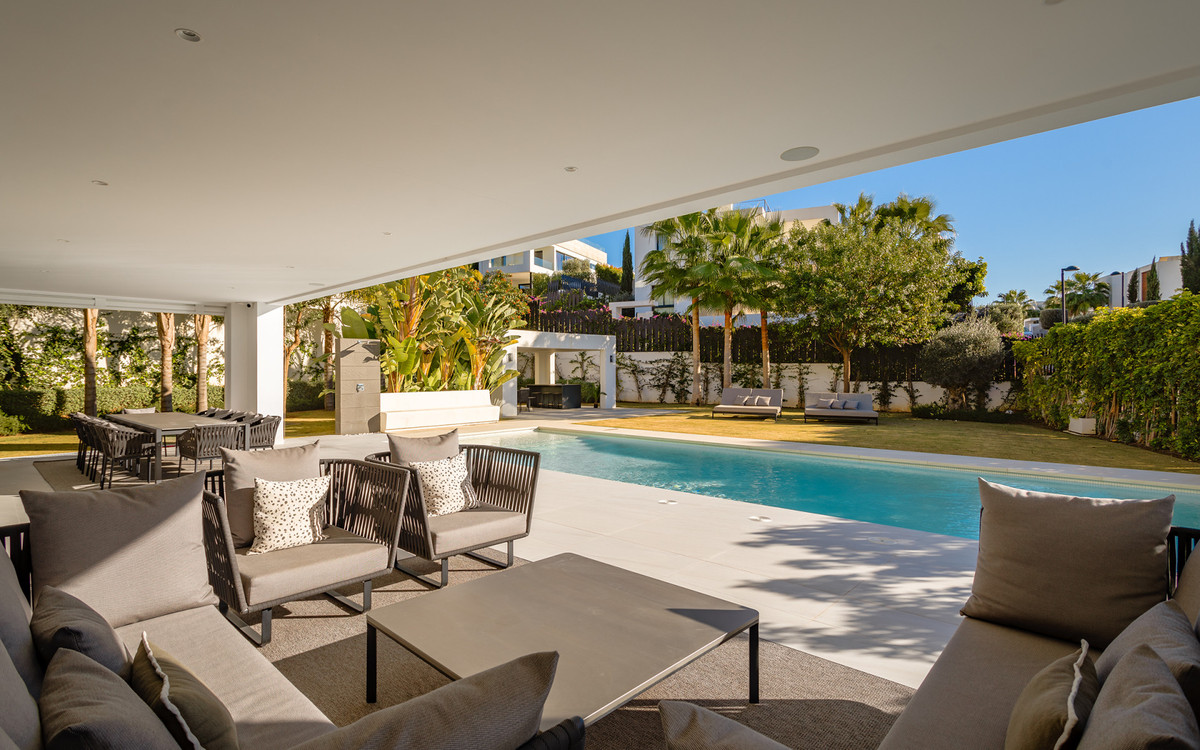 Se vende Villa - Chalet de 7 dormitorios en Costa Del Sol, Málaga, España