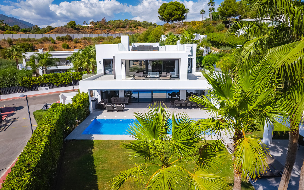 Se vende Villa - Chalet de 7 dormitorios en Costa Del Sol, Málaga, España