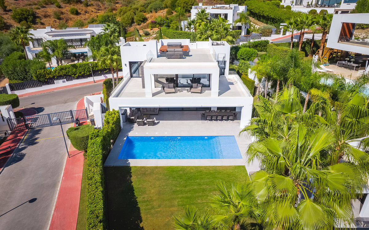 Se vende Villa - Chalet de 7 dormitorios en Costa Del Sol, Málaga, España