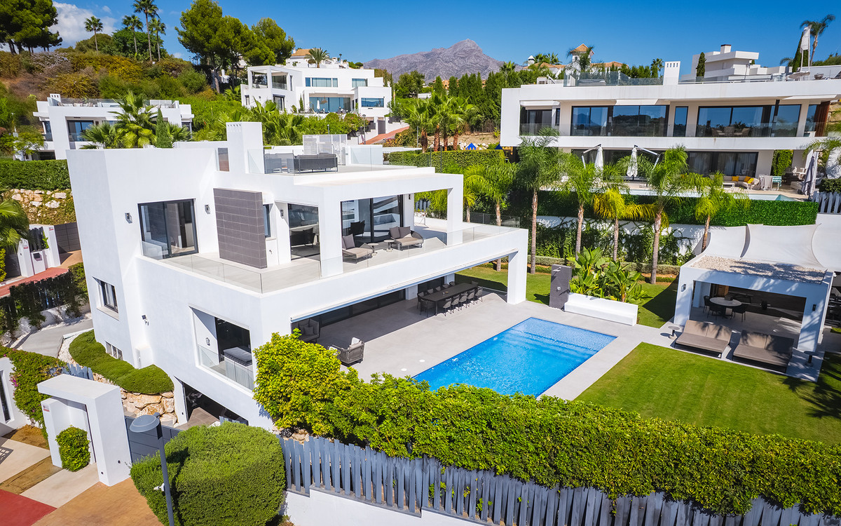 Se vende Villa - Chalet de 7 dormitorios en Costa Del Sol, Málaga, España