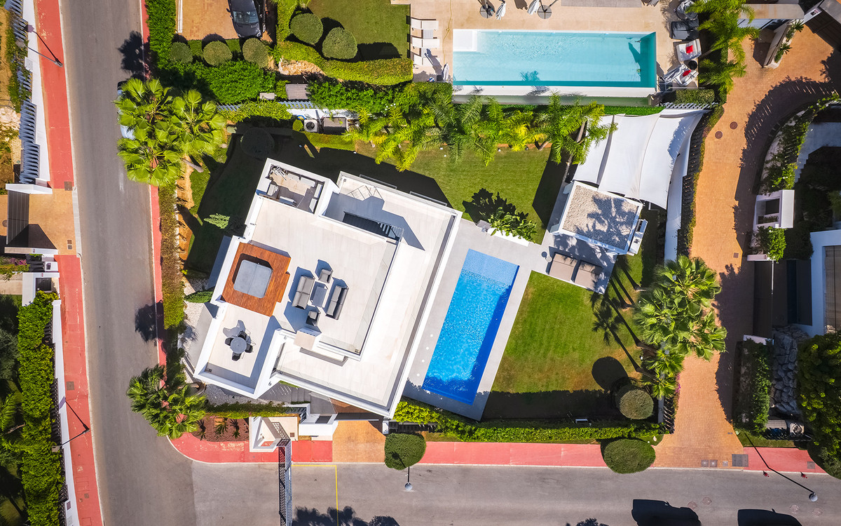 Se vende Villa - Chalet de 7 dormitorios en Costa Del Sol, Málaga, España