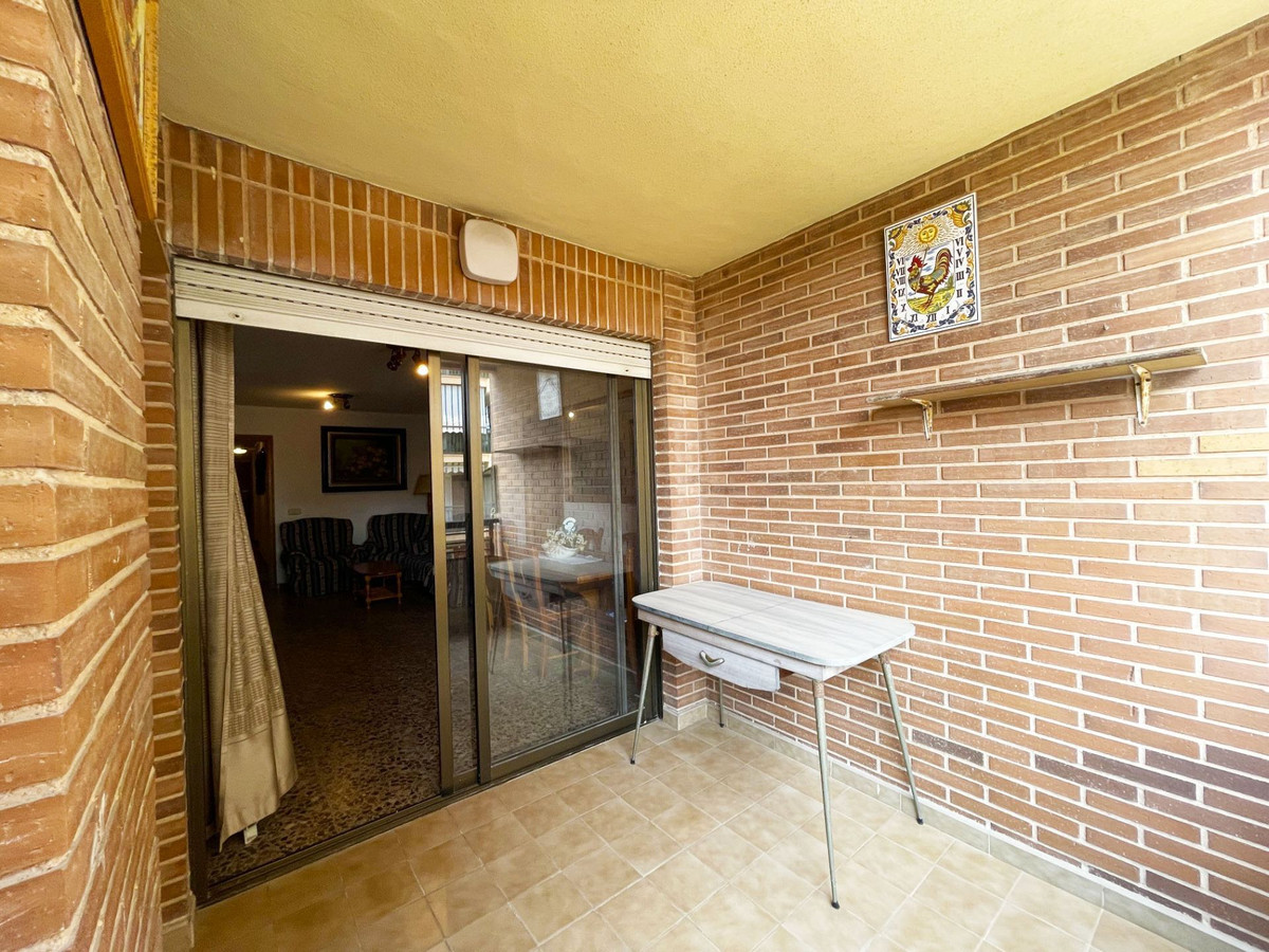 Se vende Apartamento Planta Media de 4 dormitorios en Costa Blanca, Alicante, España