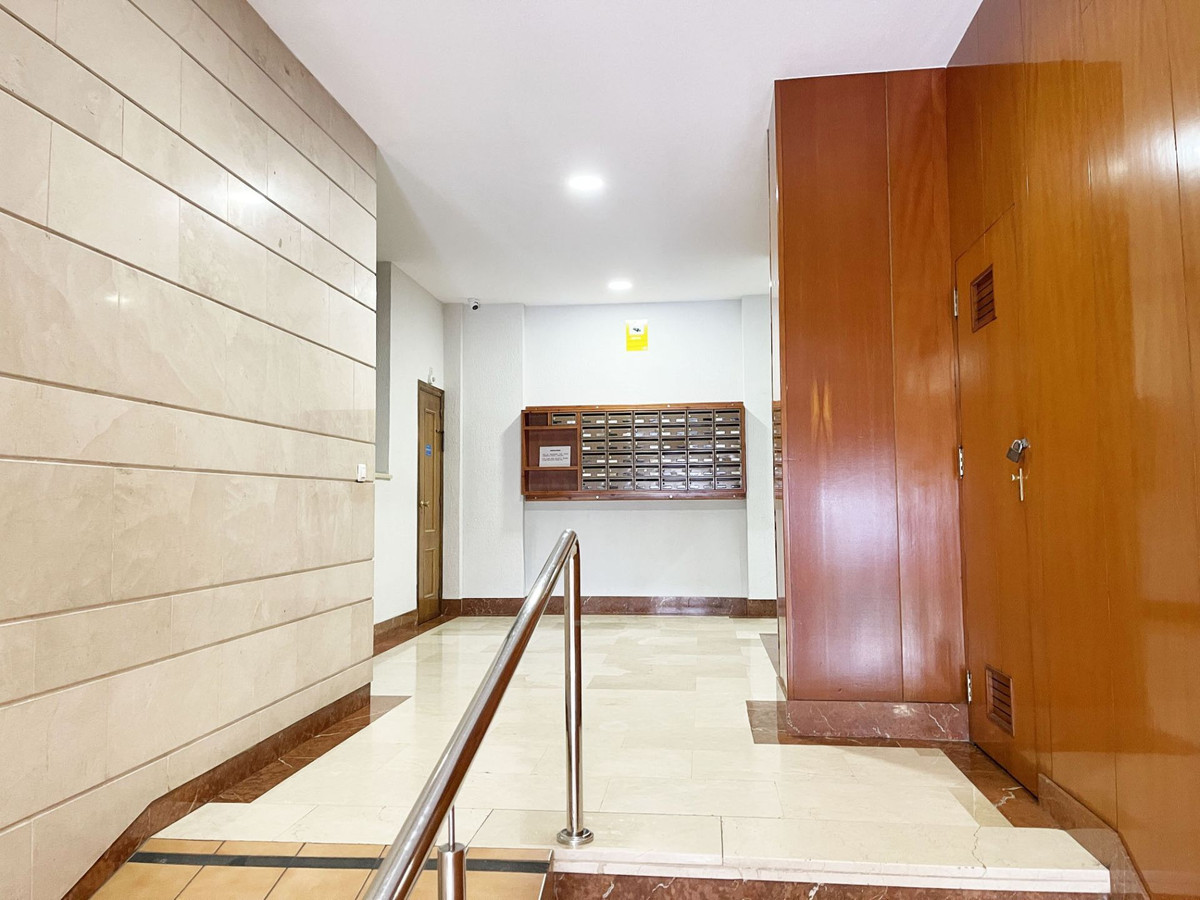 Se vende Apartamento Planta Media de 4 dormitorios en Costa Blanca, Alicante, España
