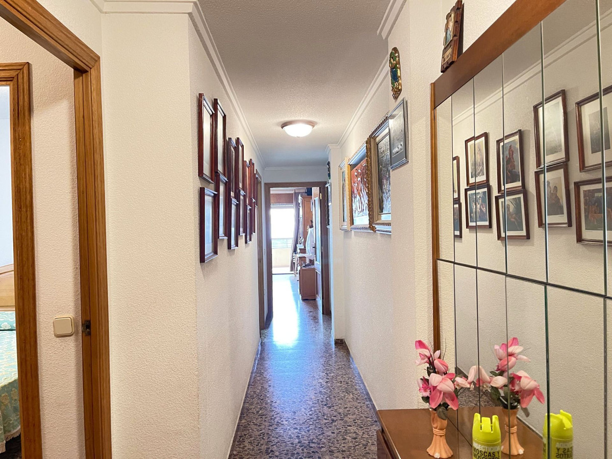 Se vende Apartamento Planta Media de 4 dormitorios en Costa Blanca, Alicante, España