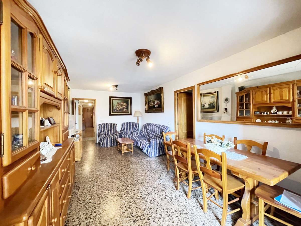 Se vende Apartamento Planta Media de 4 dormitorios en Costa Blanca, Alicante, España